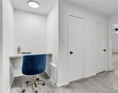636 E Lea Terrace - Photo Thumbnail 14
