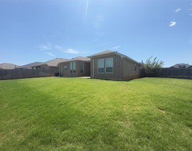 18808 Bajo Drive - Photo Thumbnail 31