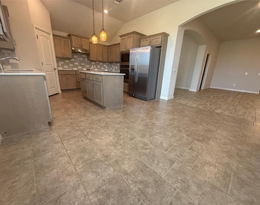18808 Bajo Drive - Photo Thumbnail 21