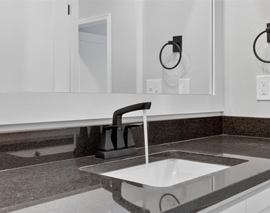 13620 Calli Court - Photo Thumbnail 16