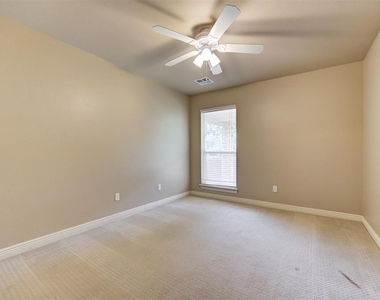 1716 Kamber Terrace - Photo Thumbnail 29