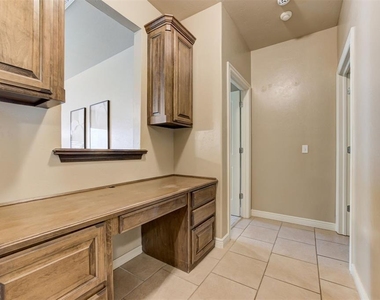 1716 Kamber Terrace - Photo Thumbnail 36