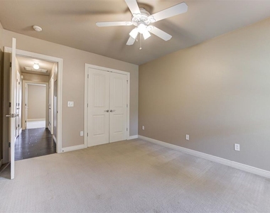 1716 Kamber Terrace - Photo Thumbnail 30