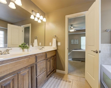 1716 Kamber Terrace - Photo Thumbnail 26