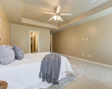 1716 Kamber Terrace - Photo Thumbnail 20