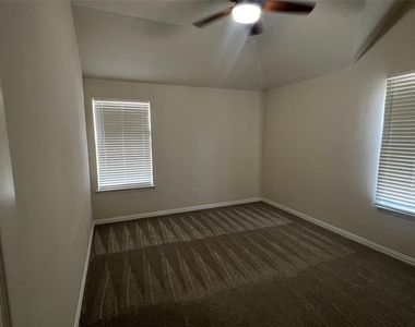 1228 Sandy Shore Road - Photo Thumbnail 15