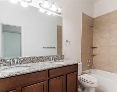 1404 Suttonview Drive - Photo Thumbnail 25