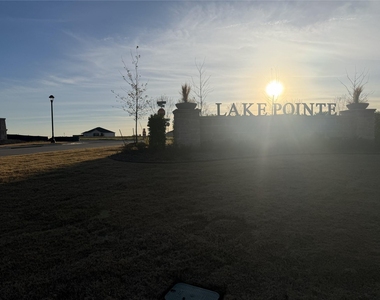 817 Birdie Drive - Photo Thumbnail 1