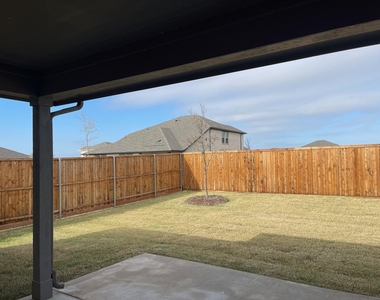 817 Birdie Drive - Photo Thumbnail 32