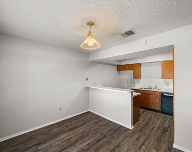 406 E Denton Drive - Photo Thumbnail 14