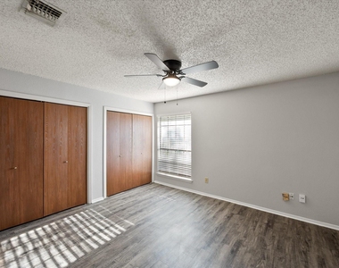 406 E Denton Drive - Photo Thumbnail 21