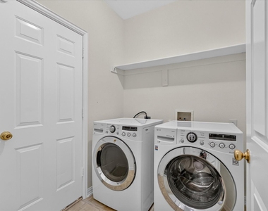 10302 Fairway Vista Drive - Photo Thumbnail 24
