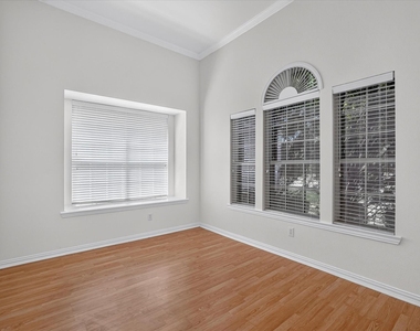 10302 Fairway Vista Drive - Photo Thumbnail 11