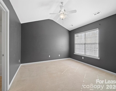 18461 Streamline Court - Photo Thumbnail 13