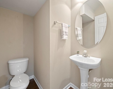 18461 Streamline Court - Photo Thumbnail 11