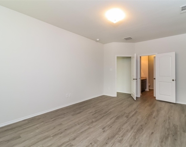 8328 Yaupon Holly Trail - Photo Thumbnail 2