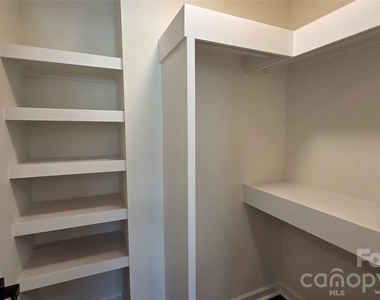 151 Swink Street Sw - Photo Thumbnail 8