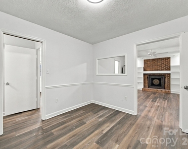 7724 Winterset Drive - Photo Thumbnail 19