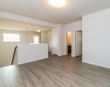 2713 Bear Oak Drive - Photo Thumbnail 13