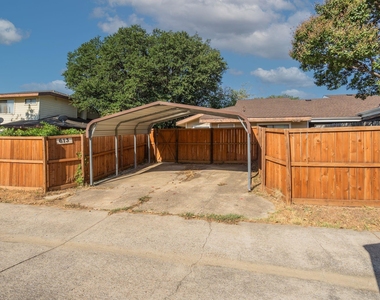 613 Hunters Glen Street - Photo Thumbnail 20
