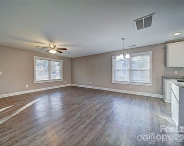 1414 Mason Street - Photo Thumbnail 1