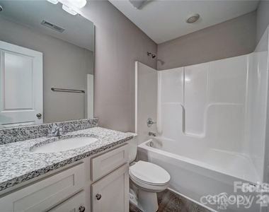 1414 Mason Street - Photo Thumbnail 10