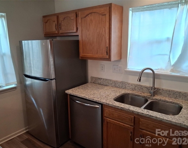5721 Prescott Court - Photo Thumbnail 5
