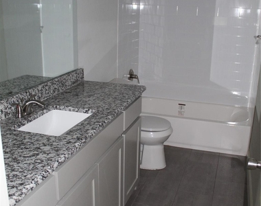 810 Dover - Photo Thumbnail 22