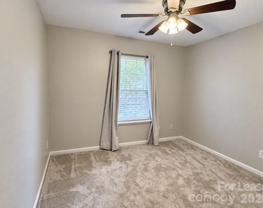 12222 Royal Castle Court - Photo Thumbnail 21