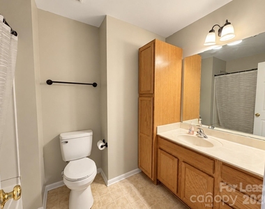 12222 Royal Castle Court - Photo Thumbnail 25