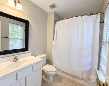 12222 Royal Castle Court - Photo Thumbnail 17