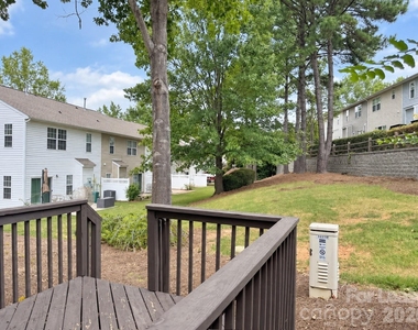 12222 Royal Castle Court - Photo Thumbnail 29