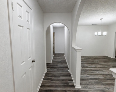 5309 Holly Trail - Photo Thumbnail 1