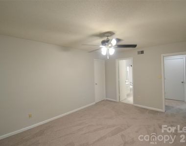 2013 Stoney Point Lane - Photo Thumbnail 13
