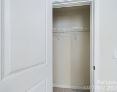 15611 Country House Street - Photo Thumbnail 19