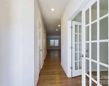 15611 Country House Street - Photo Thumbnail 2