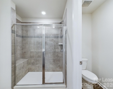 15611 Country House Street - Photo Thumbnail 17