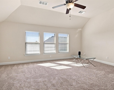 118 Lavender Lane - Photo Thumbnail 20