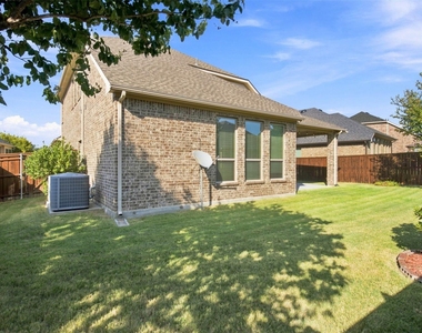 118 Lavender Lane - Photo Thumbnail 29