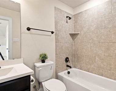 118 Lavender Lane - Photo Thumbnail 24