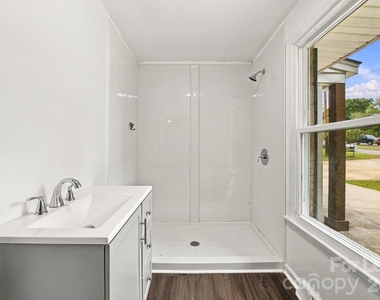 4921 Benton Avenue - Photo Thumbnail 19