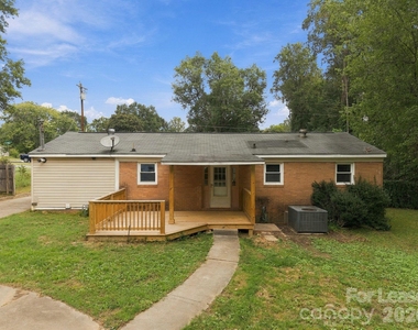 4921 Benton Avenue - Photo Thumbnail 20