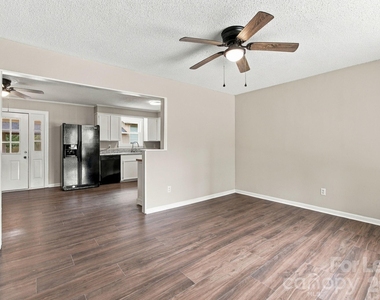 4921 Benton Avenue - Photo Thumbnail 4