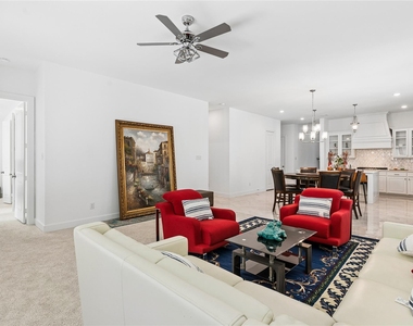2216 Lakelet Drive - Photo Thumbnail 20