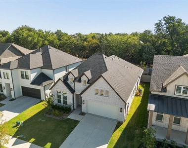 2216 Lakelet Drive - Photo Thumbnail 38
