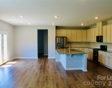 11262 Serenity Farm Drive - Photo Thumbnail 4