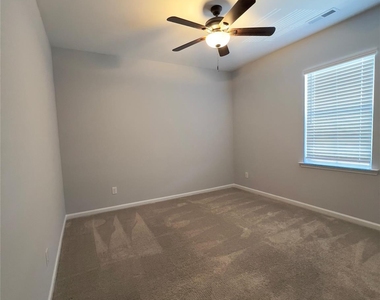 11262 Serenity Farm Drive - Photo Thumbnail 15