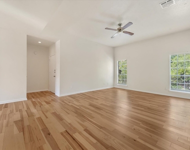 10438 High Hollows Drive - Photo Thumbnail 2