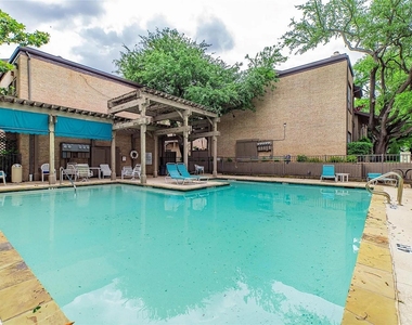 10438 High Hollows Drive - Photo Thumbnail 13