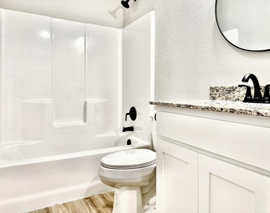 2384 Miller Street - Photo Thumbnail 10